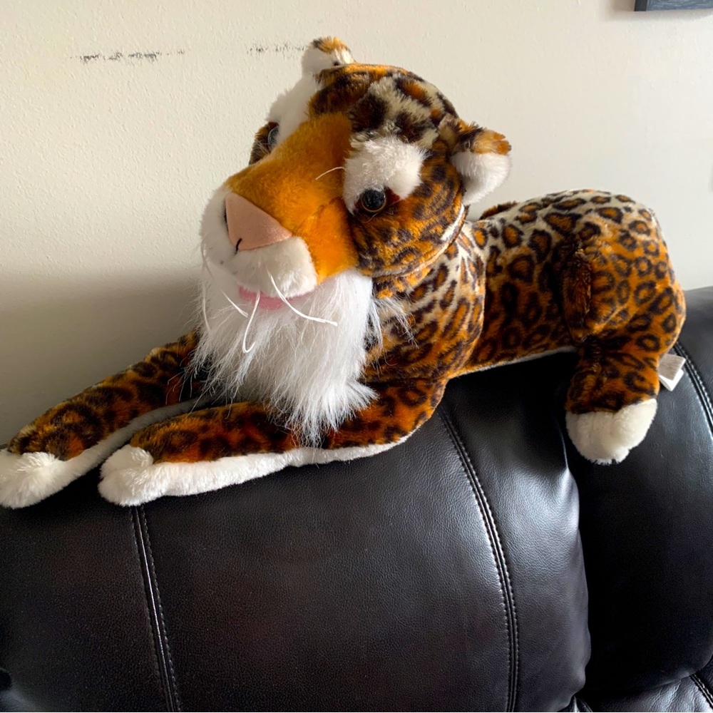 LEOPARD Beautifully Detailed Realistic Large Laying 29” Plush Stuffed Animal Toy